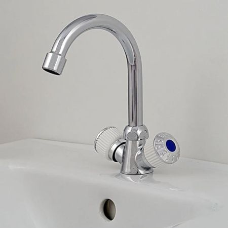 Смеситель для раковины двухручковый  белый с хромом  Potato Эверест B10-356A