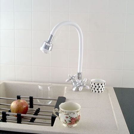 Смеситель для кухни двухручковый  белый с хромом  Potato Эверест B57-071A