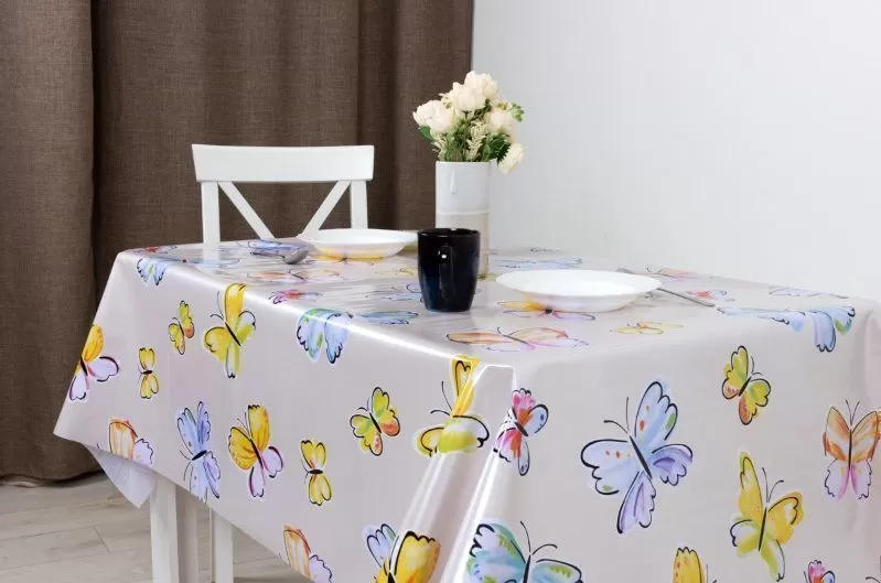 Клеенка на тк.основе "ГЛЯНЕЦ" Очарование (1.37х20м)